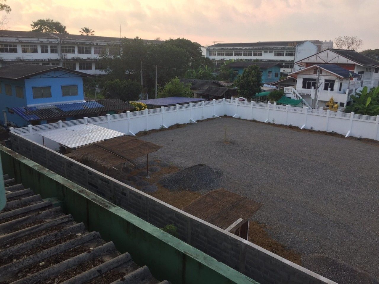 ขายที่ดินกลางเมือง 3 งาน 57 ตรว. พร้อมรั้วคอนกรีต อ.ท่าเรือ จ.อยุธยา