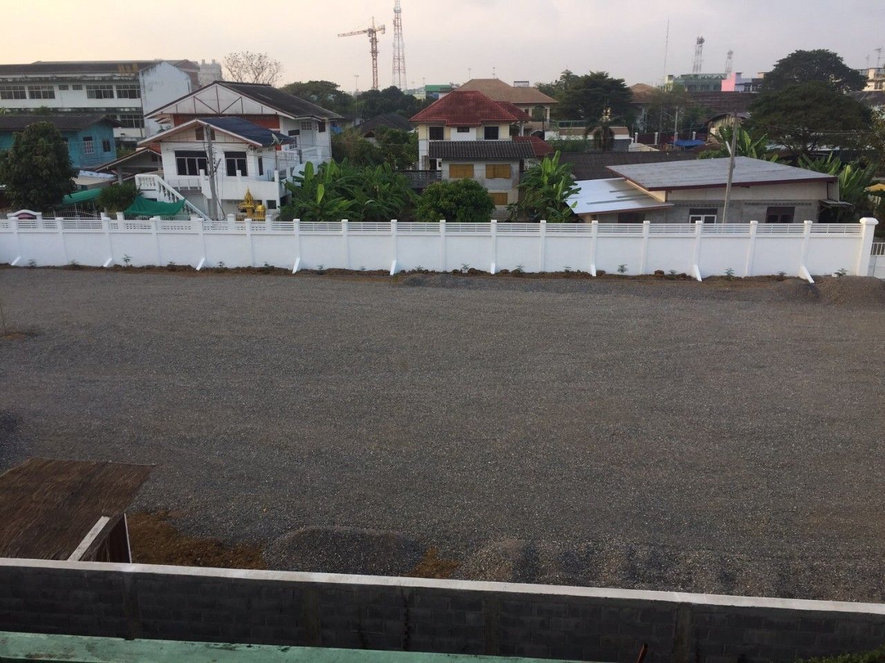 ขายที่ดินกลางเมือง 3 งาน 57 ตรว. พร้อมรั้วคอนกรีต อ.ท่าเรือ จ.อยุธยา