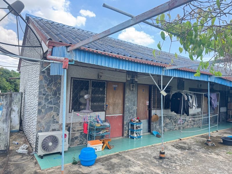 ขายด่วนที่ดินพร้อมหอพัก ใจกลางเมือง หลัง บขส. ขนส่ง – ใกล้บิ๊กซี – ใกล้ถนนคลังอาวุธ จังหวัดอุบลราชธานี