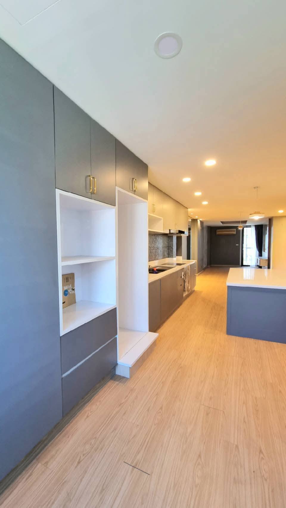 #ขายอาคารพาณิชย์ 4.5 ชั้น ใจกลางเมือง รีโนเวทใหม่ สวยพร้อมอยู่ เขตปทุมวัน จังหวัดกรุงเทพมหานคร