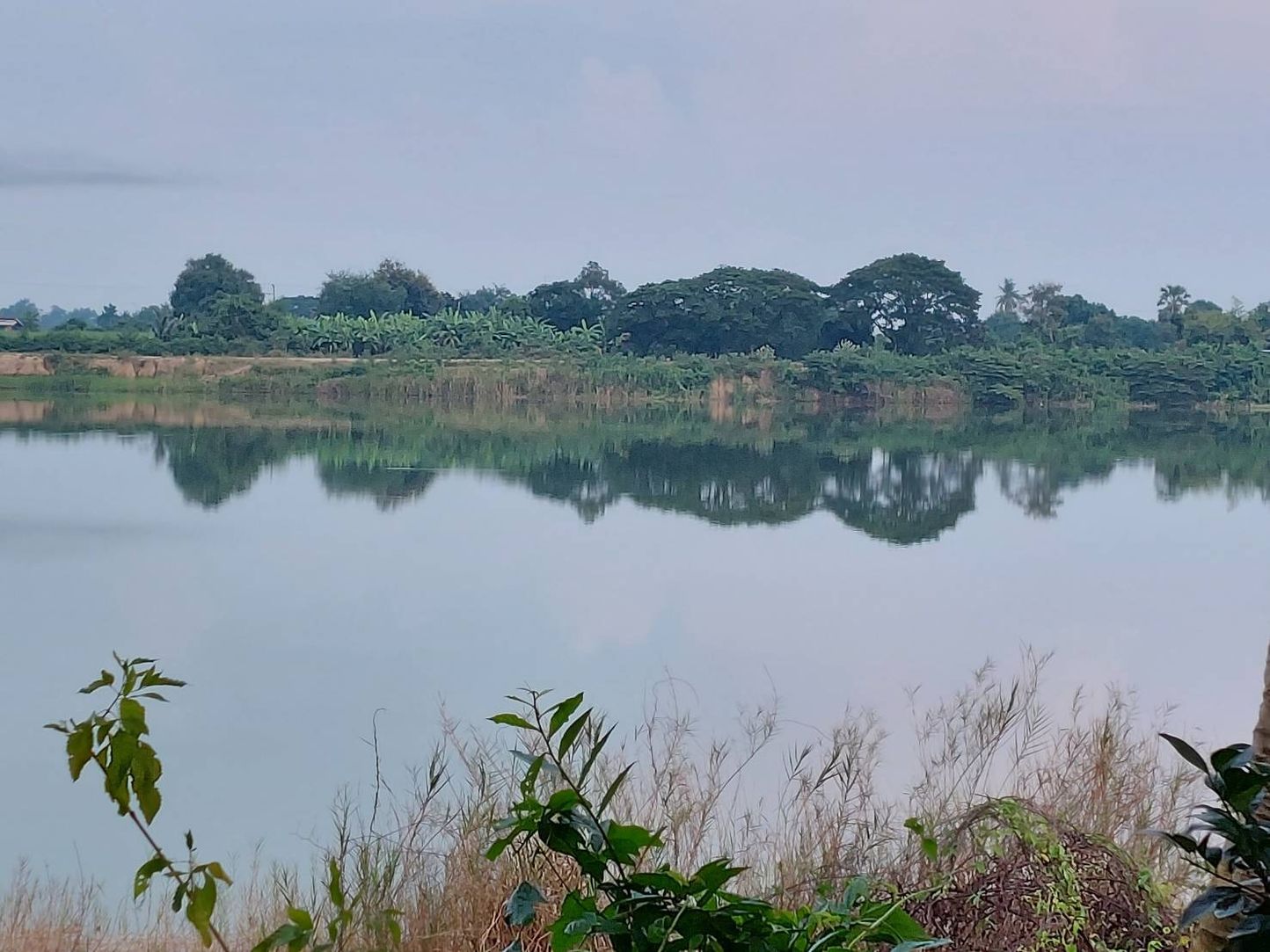 ขายที่ดินริมน้ำ สุดปัง บรรยากาศหลักล้าน ราคาแค่ 4 ล้านกว่า