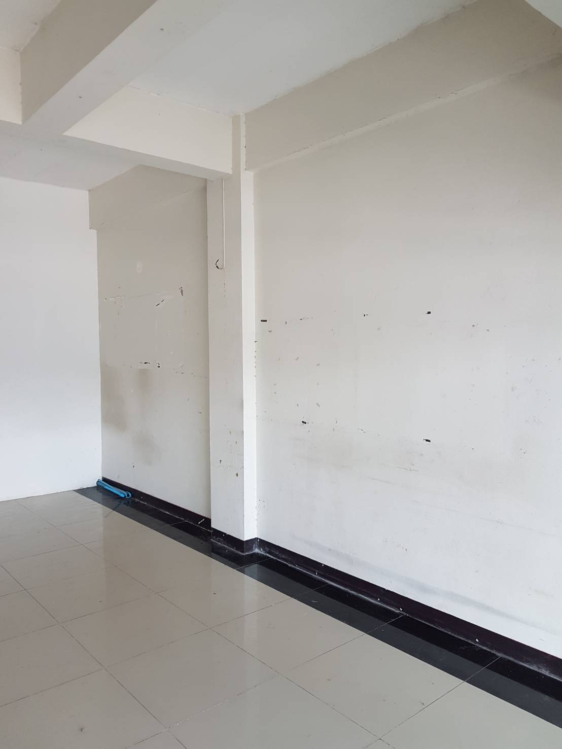 ให้เช่า พื้นที่ ห้องร้านค้า/ออฟฟิศ  โครงการโกลเด้นเจด สุวรรณภูมิ  