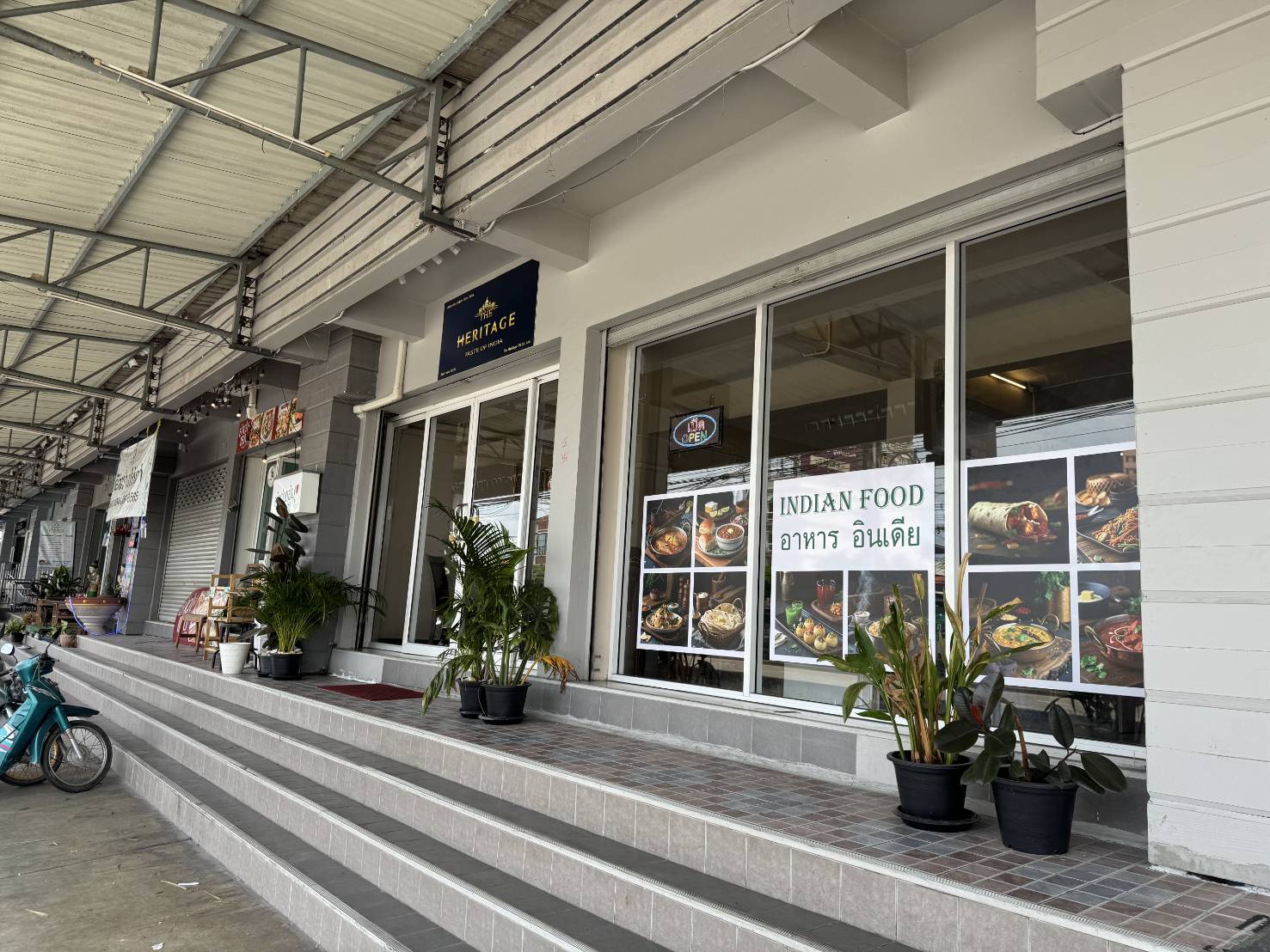 ให้เช่า พื้นที่ ห้องร้านค้า/ออฟฟิศ  โครงการโกลเด้นเจด สุวรรณภูมิ  