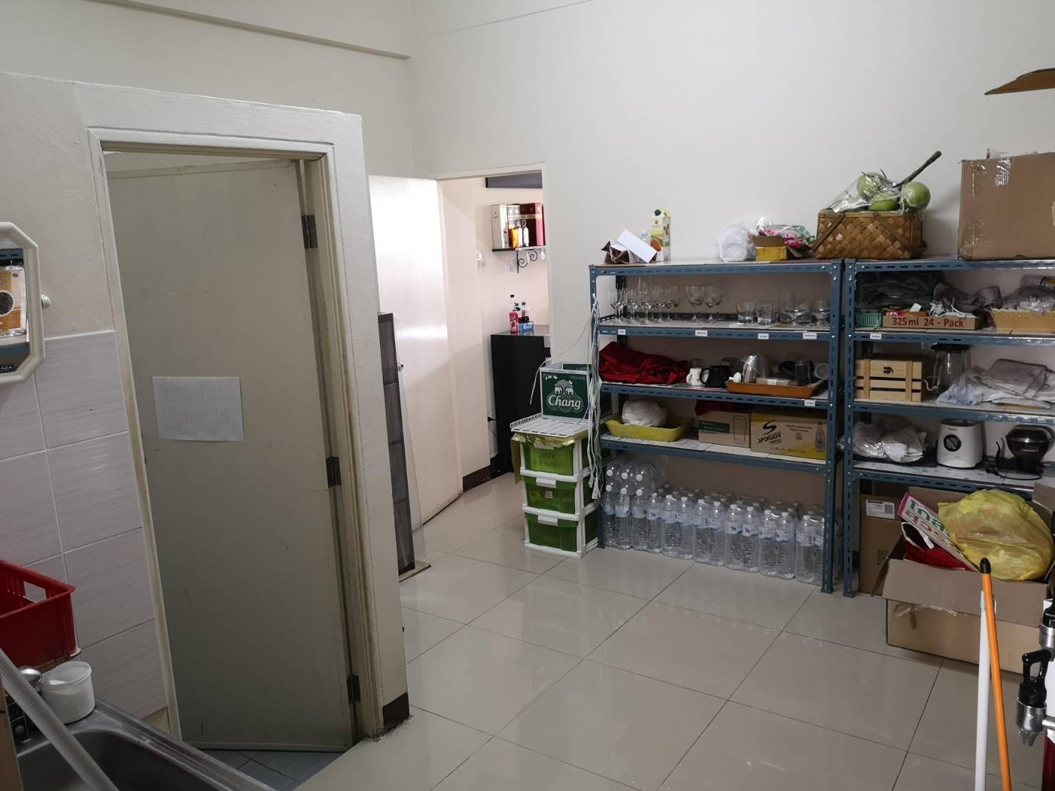 ให้เช่า พื้นที่ ห้องร้านค้า/ออฟฟิศ  โครงการโกลเด้นเจด สุวรรณภูมิ  