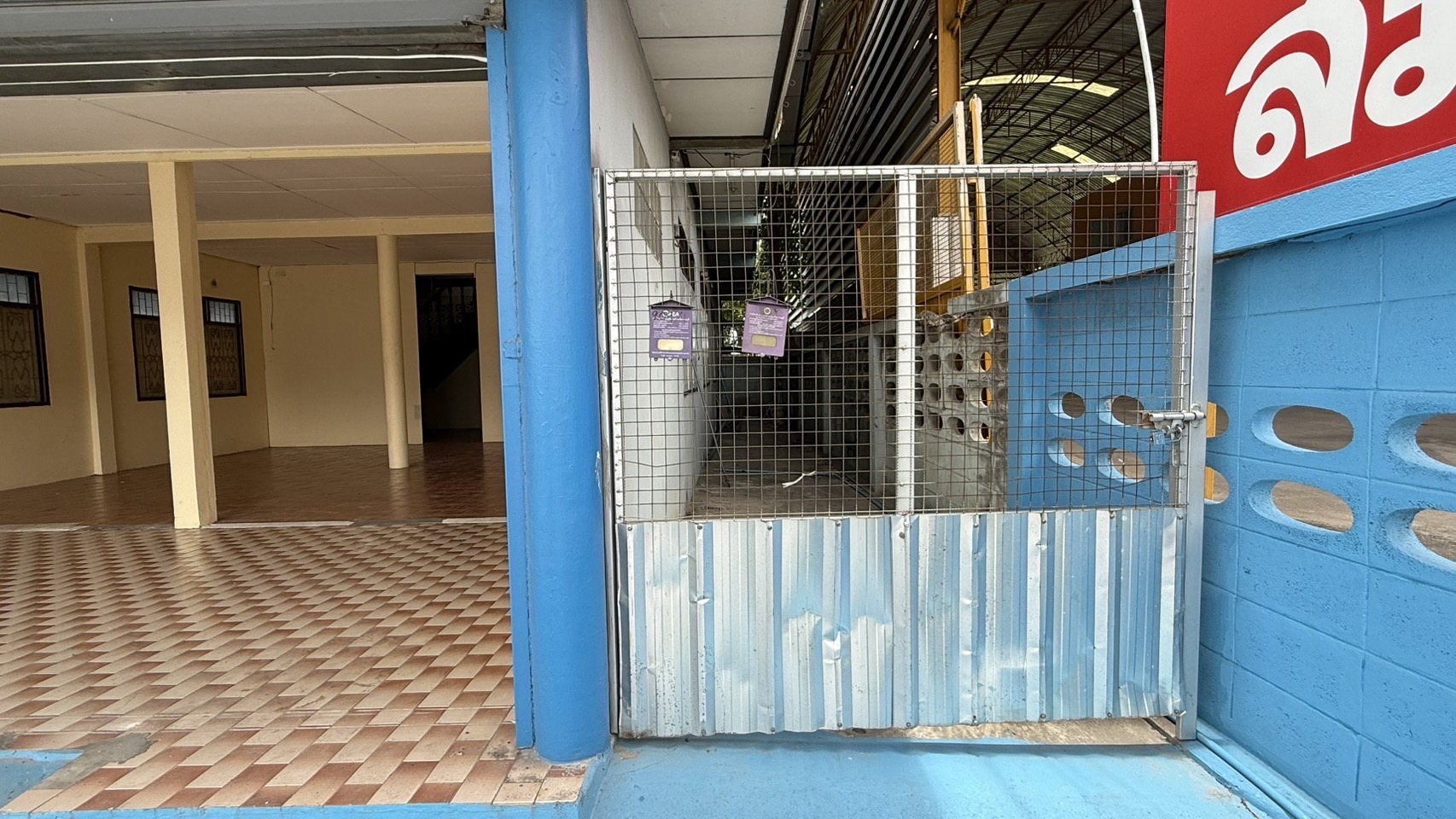 ขายบ้านเดี่ยวให้เช่า 2ชั้น ตรงข้ามเป็นตลาดเบิร์ดคลองถม  จังหวัดราชบุรี