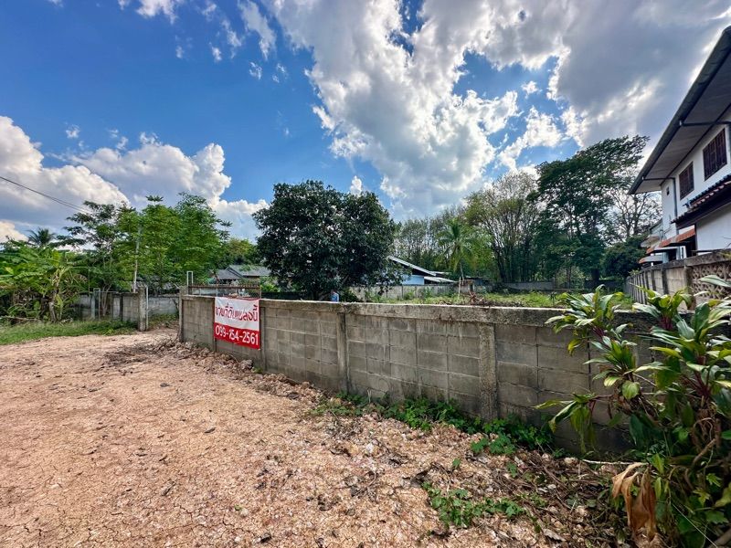 ขายที่ดินเปล่า ทำเลดี ติดถนนใหญ่ อำเภอเมืองพะเยา จังหวัดพะเยา 