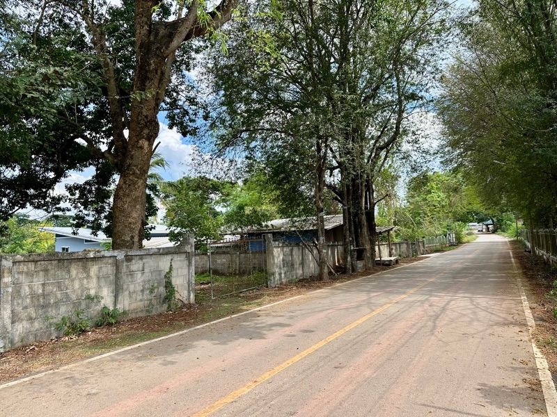 ขายที่ดินเปล่า ทำเลดี ติดถนนใหญ่ อำเภอเมืองพะเยา จังหวัดพะเยา 