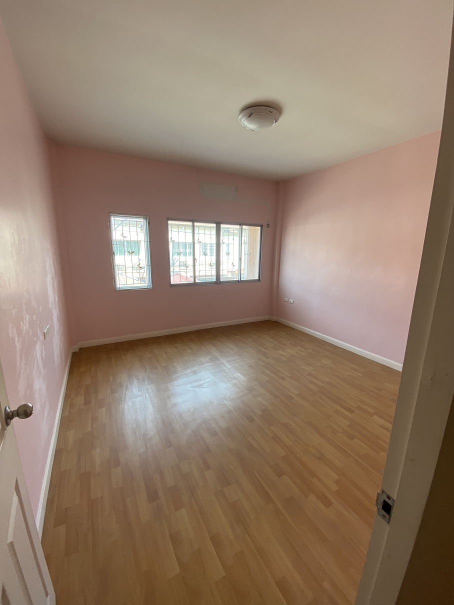 ขายบ้านทาวน์เฮ้าส์ หมู่บ้านเดอะนอร์ทเทิร์นโนว่า รังสิต