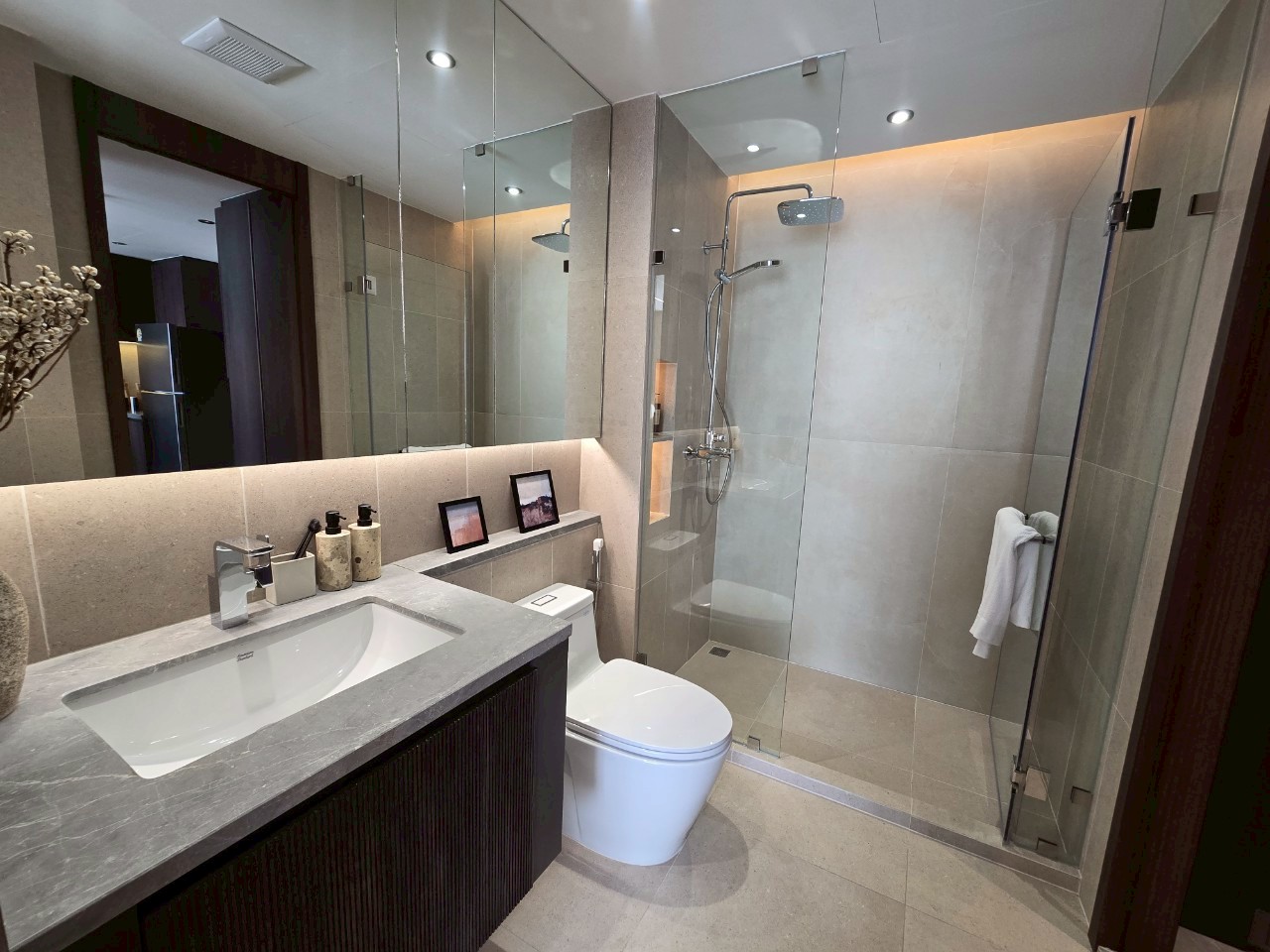 ขายดาวน์คอนโด The Panora Estuaria Pattaya อำเภอสัตหีบ จังหวัดชลบุรี 