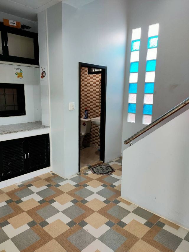 ขายอาคารพาณิชย์ 2ชั้นครึ่ง  3 คูหา ทำเลทอง บางศรีเมือง จังหวัดนนทบุรี