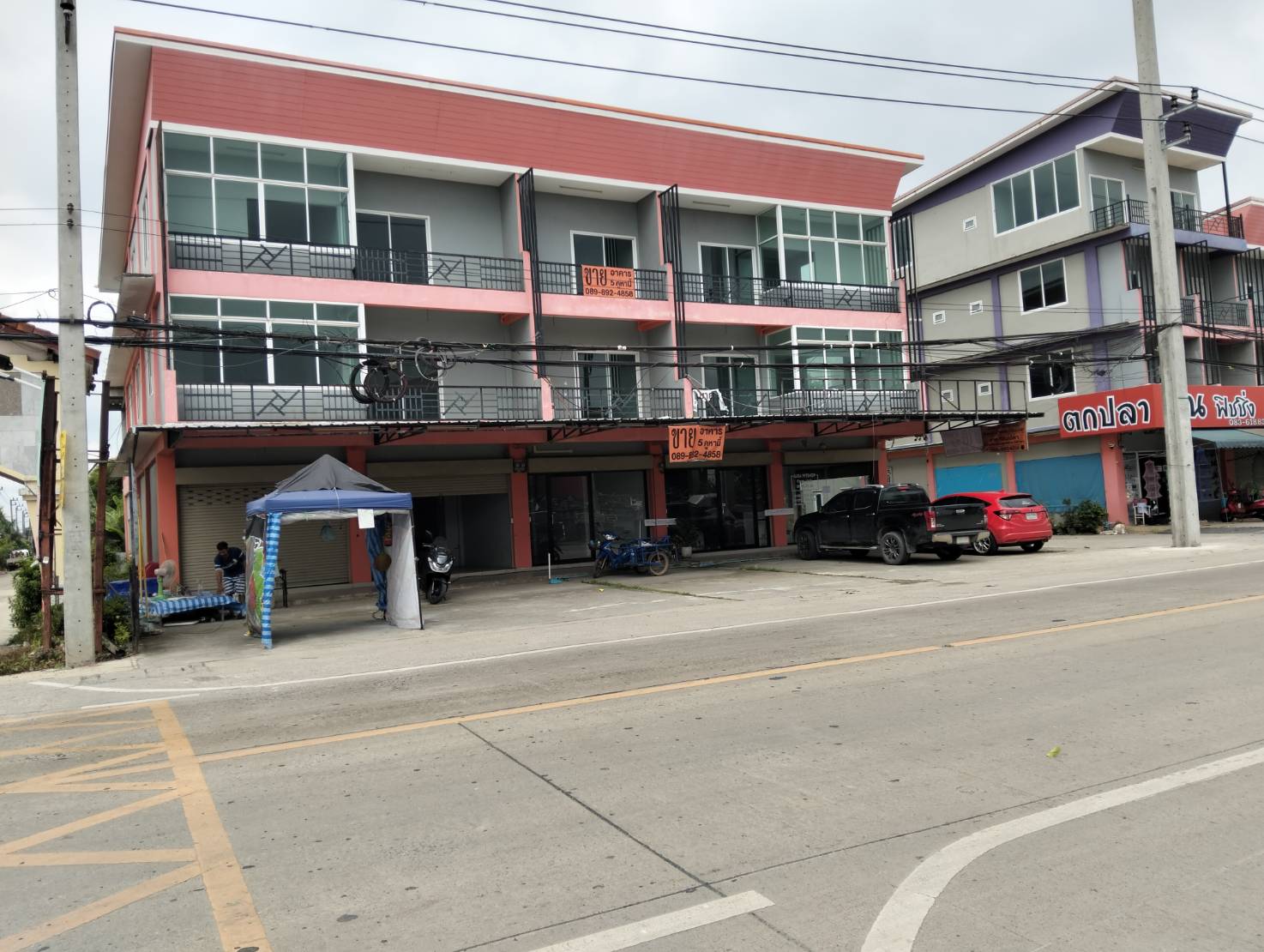 ​อาคารพาณิชย์ 3ชั้น ทำเลดี ราคาคุ้มสุดในย่านนี้ อำเภอไทรน้อย จังหวัดนนทบุรี