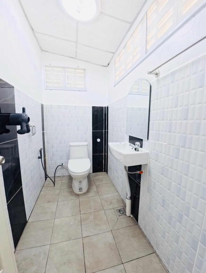 ขายบ้านเดี่ยวชั้นเดี่ยว  รีโนเวทใหม่ ทำเลดี อยู่ท่ามกลางธรรมชาติ อำเภอบ้านค่าย จังหวัดระยอง