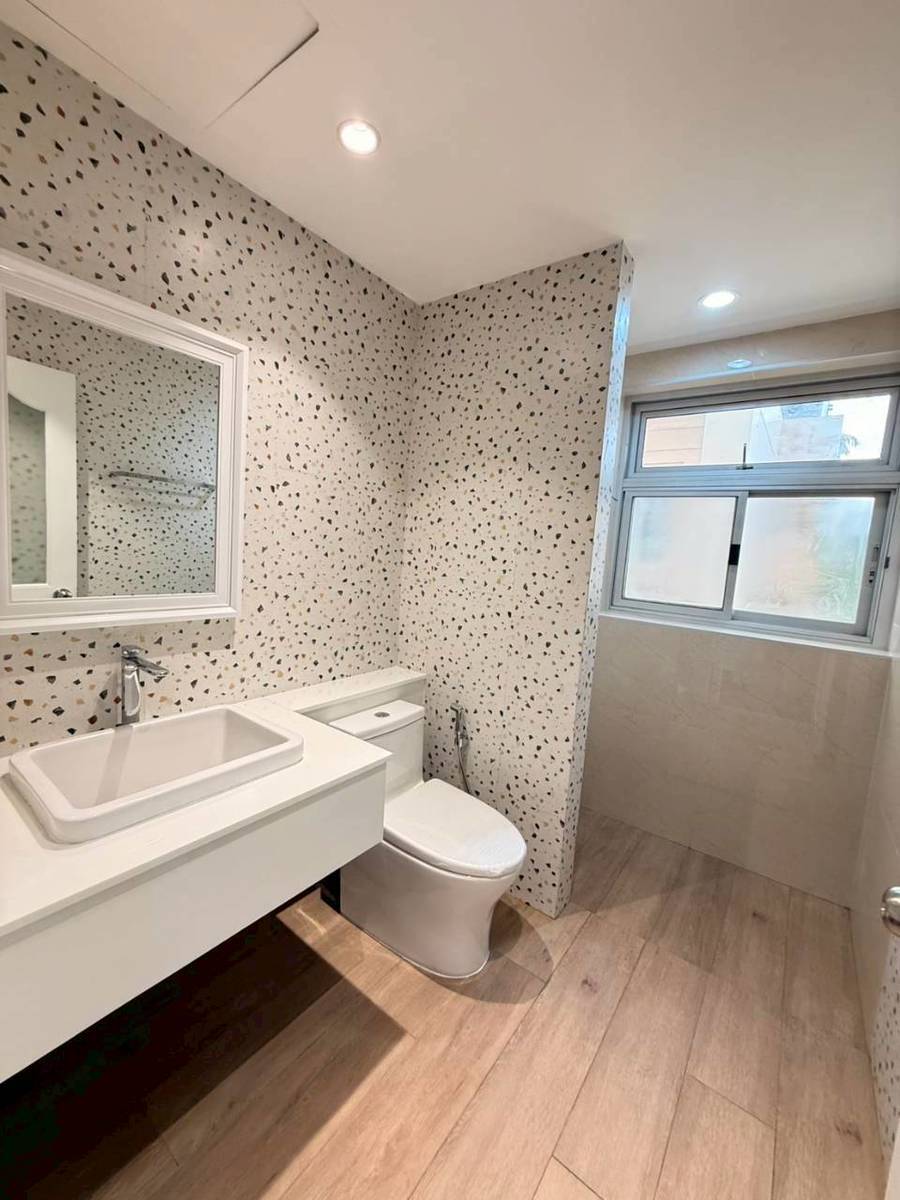 ขายบ้านเดี่ยว 3 ชั้น หัวมุม หมู่บ้านสวนทิปโก้ พร้อมที่ดิน 2 แปลง เขตบางซื่อ จังหวัดกรุงเทพมหานคร