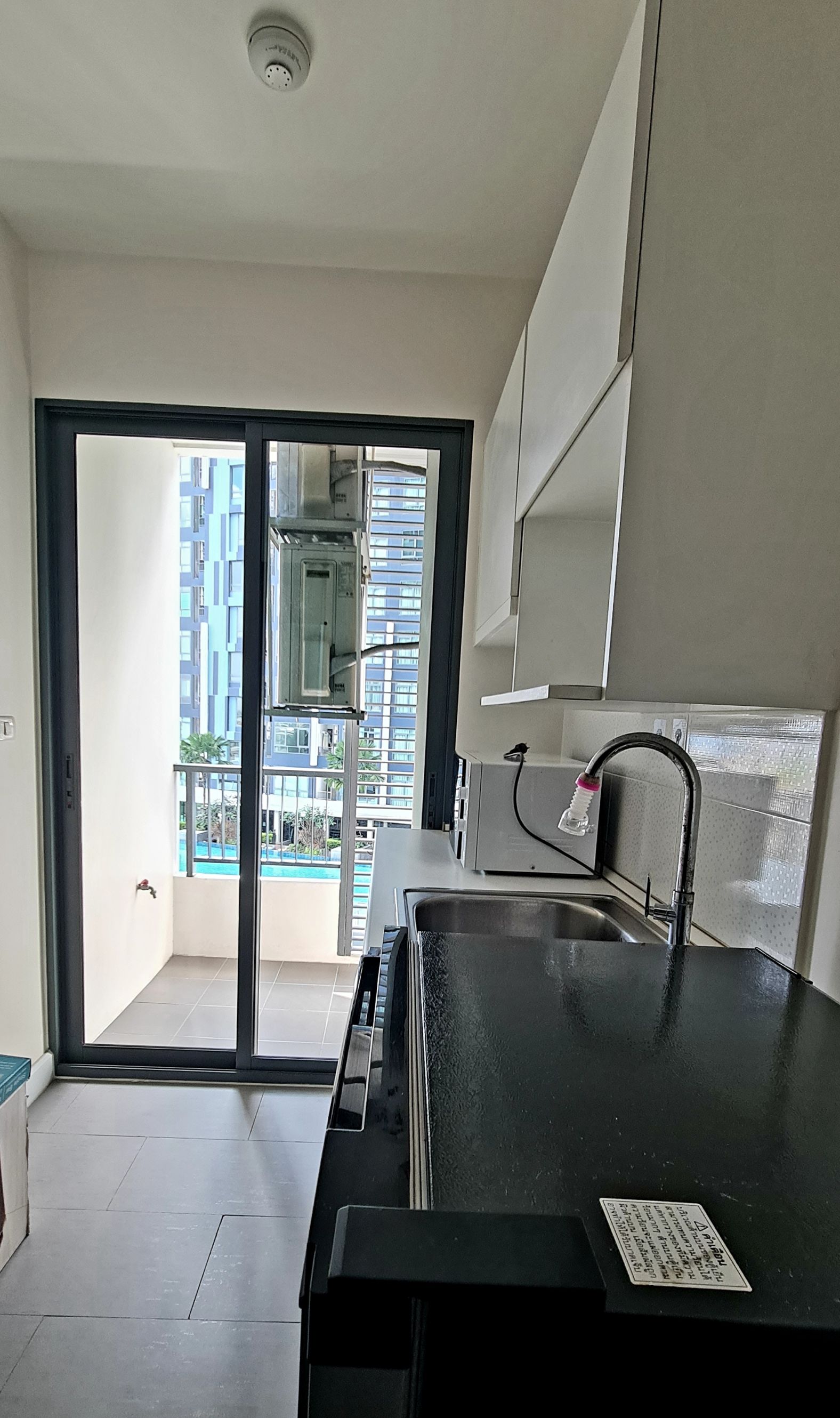 ขายด่วนคอนโด Metro Sky โครงการProperty Perfect ประชาชื่น ตึก C ชั้น 9 พร้อมผู้เช่า เขตบางซื่อ จังหวัดกรุงเทพมหานคร
