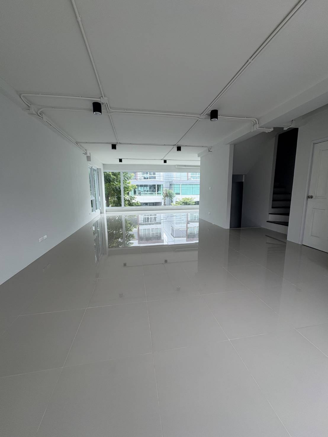 ขายโฮมออฟฟิศ 4 ชั้น ติดถนนใหญ่กิ่งแก้ว – The Terminal สุวรรณภูมิ จังหวัดสมุทรปราการ