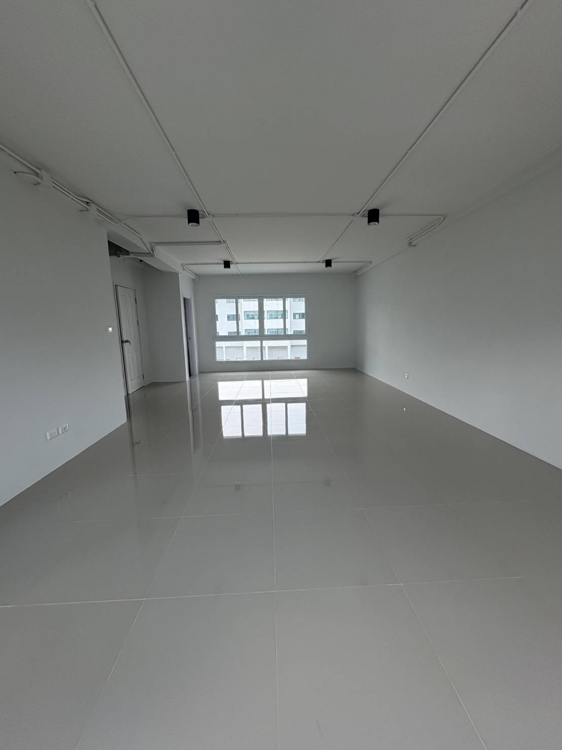 ขายโฮมออฟฟิศ 4 ชั้น ติดถนนใหญ่กิ่งแก้ว – The Terminal สุวรรณภูมิ จังหวัดสมุทรปราการ