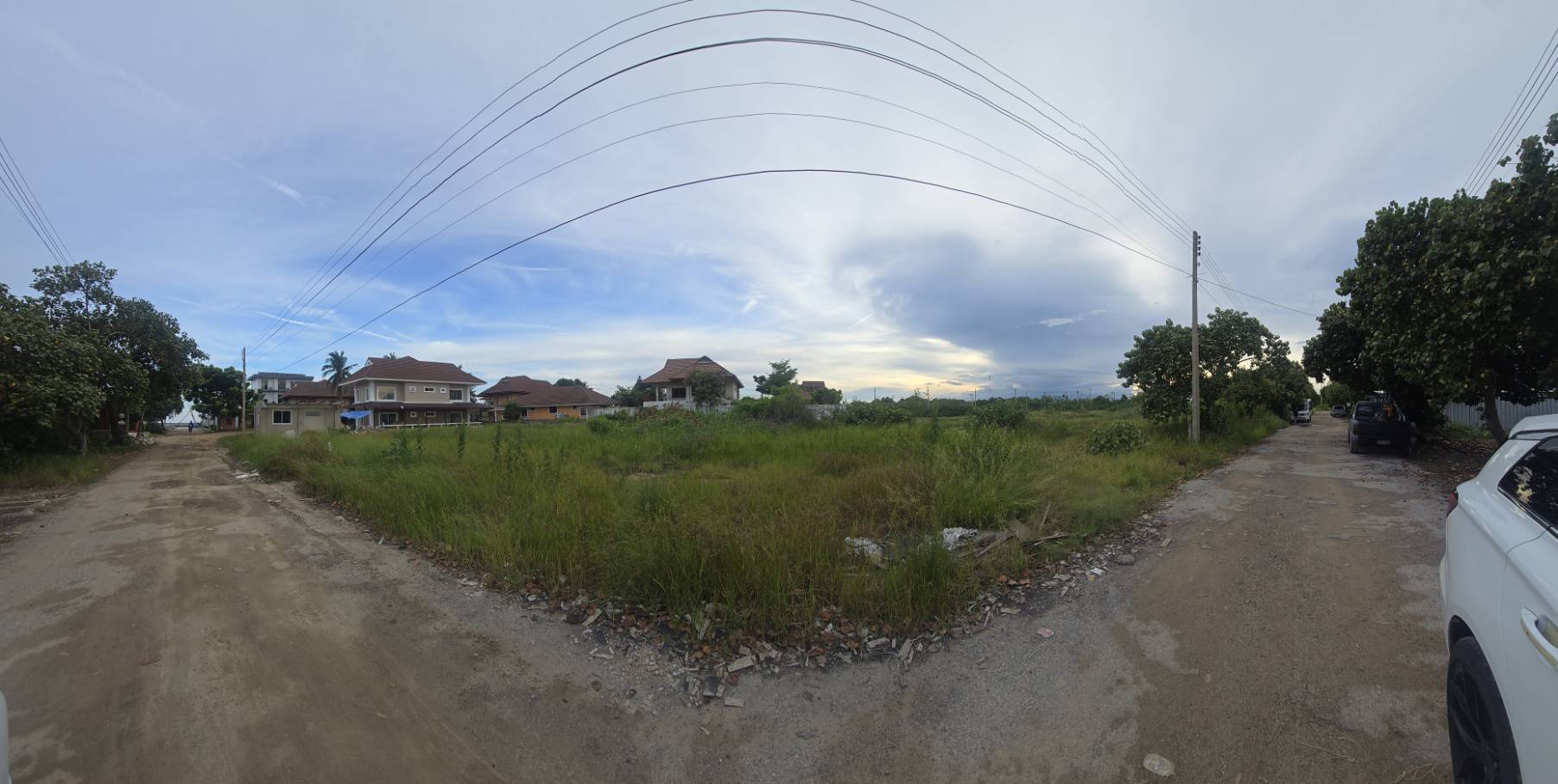 ขายที่ดินเปล่าแปลงหัวมุม ทำเลดี ห่างจากทะเล 200 เมตร จ.เพชรบุรี