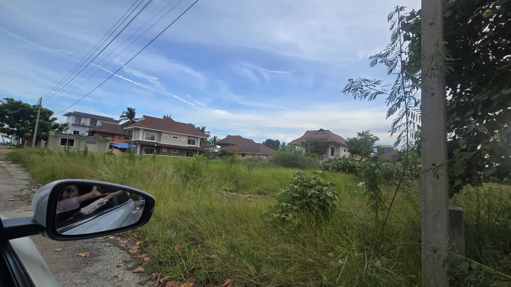 ขายที่ดินเปล่าแปลงหัวมุม ทำเลดี ห่างจากทะเล 200 เมตร จ.เพชรบุรี