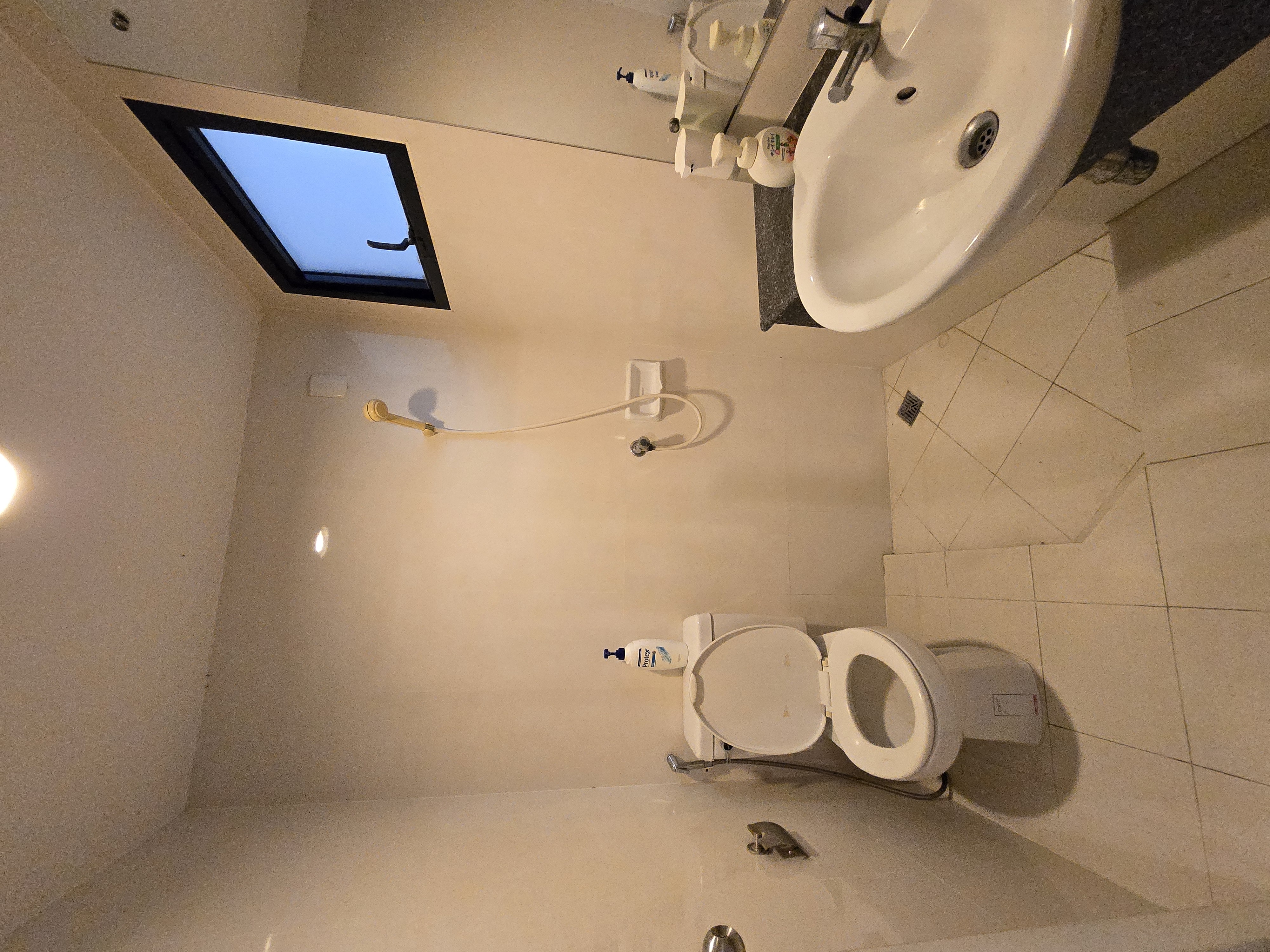 ขายทาวโฮม 2 ชั้น หมู่บ้านเดอะวิลล่า รามคำแหง-สุวรรณภูมิ เขตมีนบุรี จังหวัดกรุงเทพมหานคร