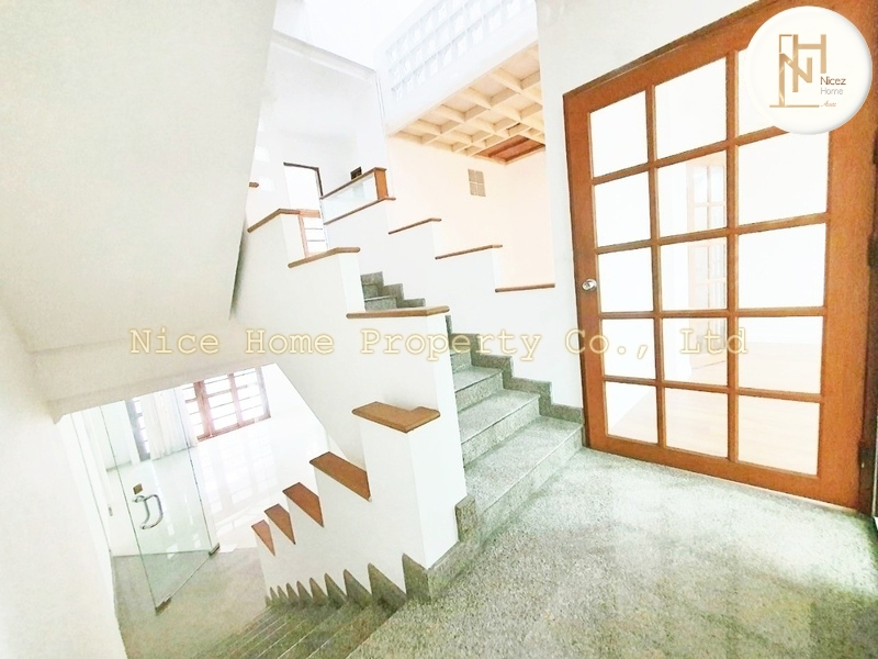 ขายโฮมออฟฟิศ ติดถนนสิรินธร สภาพสวย ทำเลดี ใกล้ตั้งฮั่วเส็ง