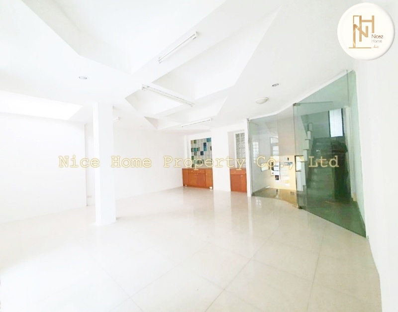 ขายโฮมออฟฟิศ ติดถนนสิรินธร สภาพสวย ทำเลดี ใกล้ตั้งฮั่วเส็ง