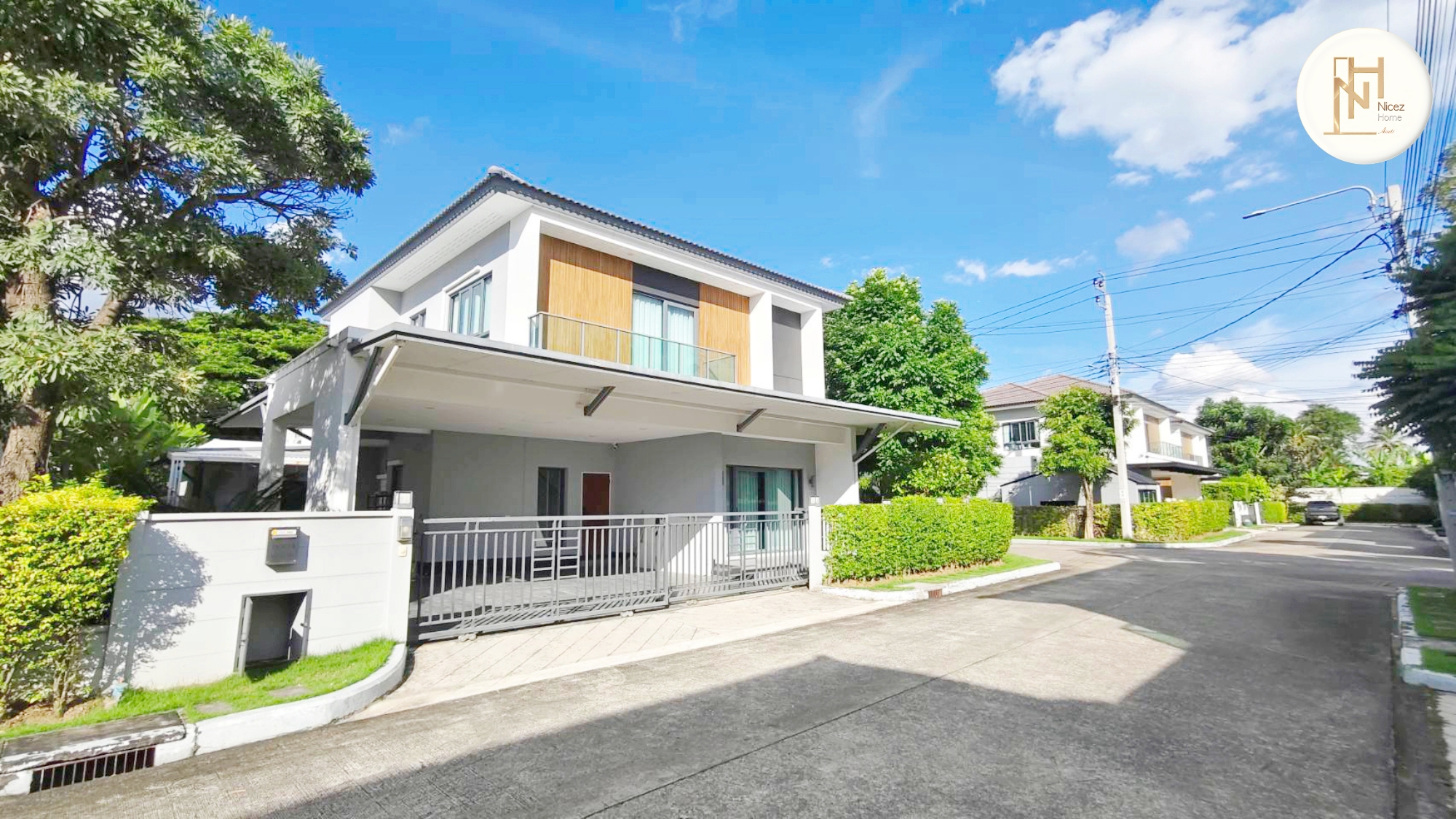 ขายบ้านเดี่ยว เซนโทร ราชพฤกษ์2 บ้านสวย หลังมุม ใกล้ถนนราชพฤกษ์