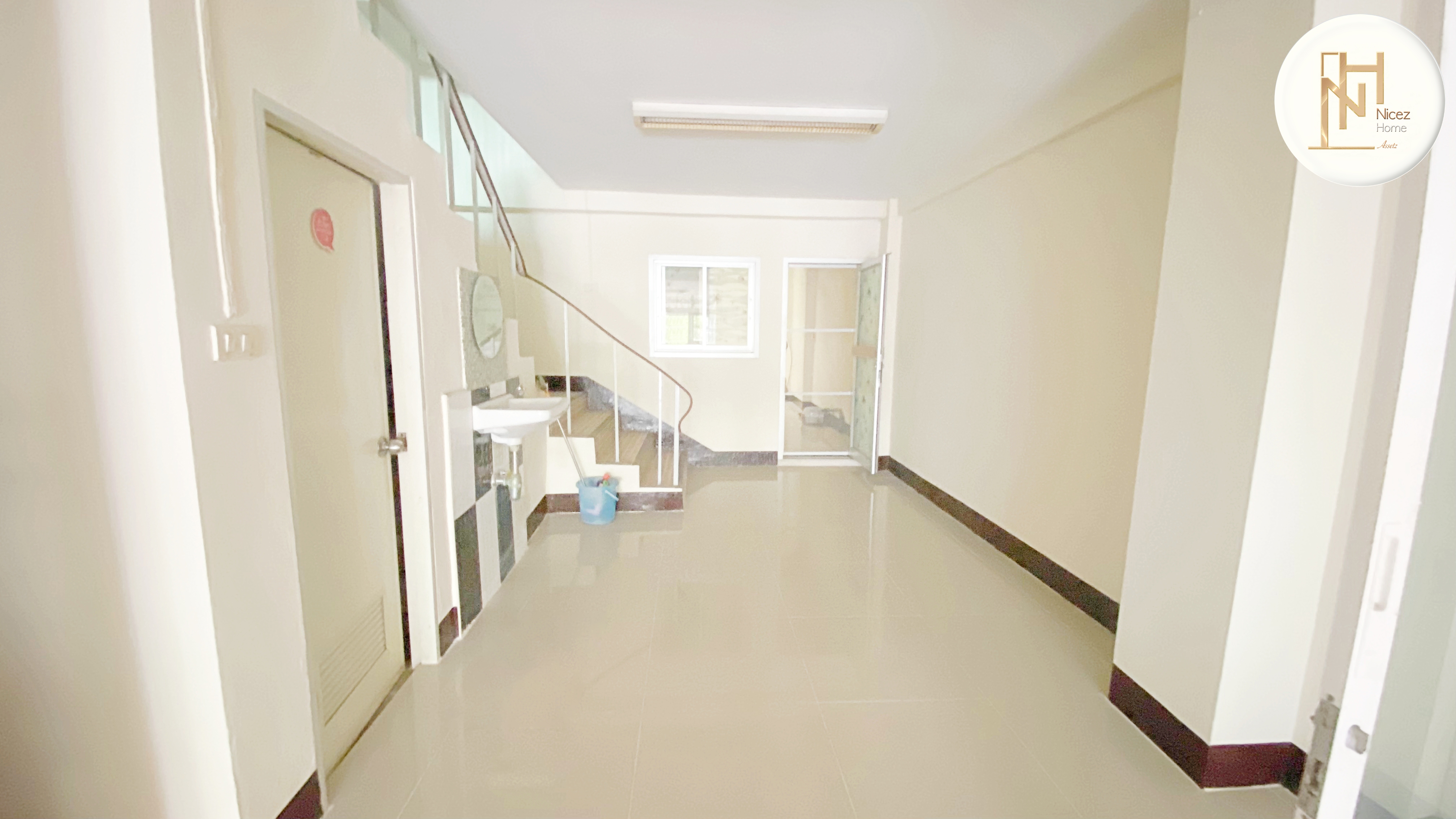 ขายอาคารพาณิชย์ ซอยสามัคคี สภาพสวย แหล่งชุมชน ใกล้ทางด่วนงามวงศ์วาน