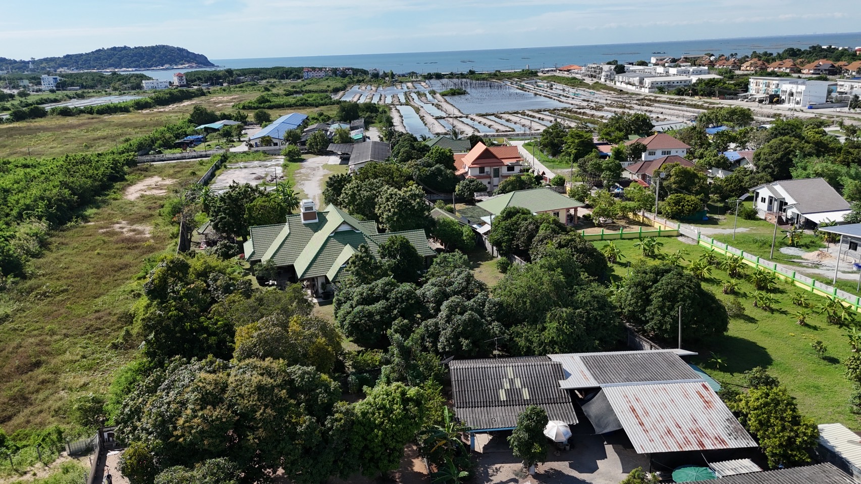 ขายที่ดินเปล่า ทำเลทอง  ใกล้ทะเลเพียง 600 เมตร อำเภอเมือง จังหวัดชลบุรี