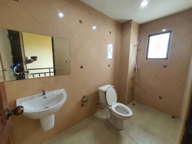 ขายอาคารพาณิชย์ 3 ชั้น สไตล์ล้านนา อำเภอปลวกแดง จังหวัดระยอง