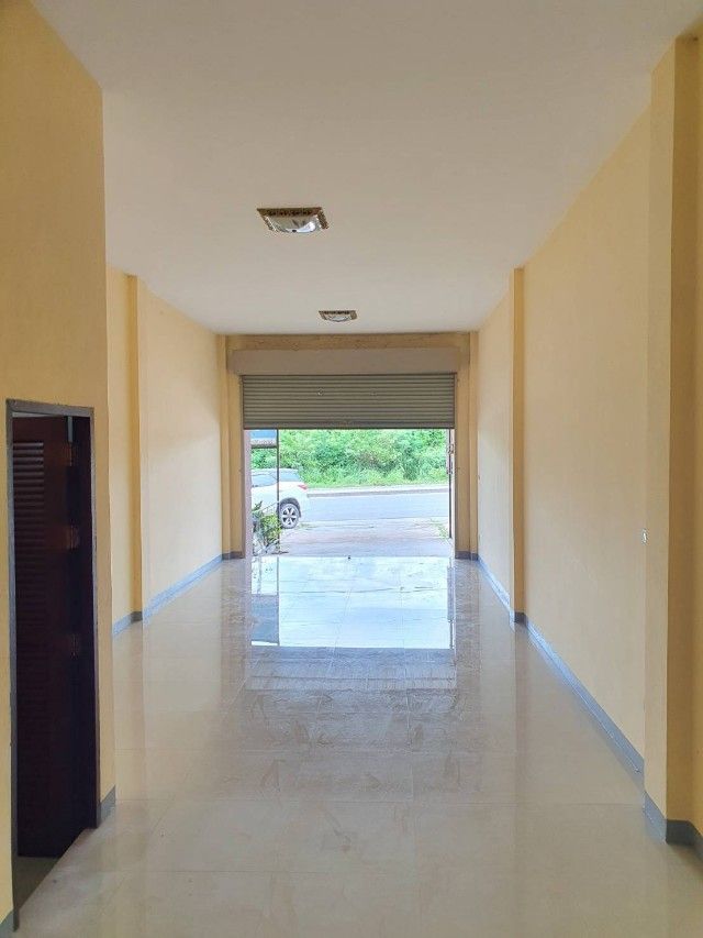 ขายอาคารพาณิชย์ 3 ชั้น สไตล์ล้านนา อำเภอปลวกแดง จังหวัดระยอง