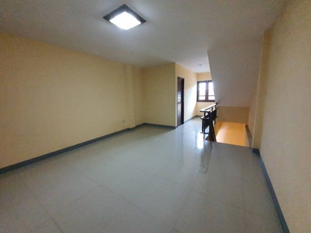 ขายอาคารพาณิชย์ 3 ชั้น สไตล์ล้านนา อำเภอปลวกแดง จังหวัดระยอง