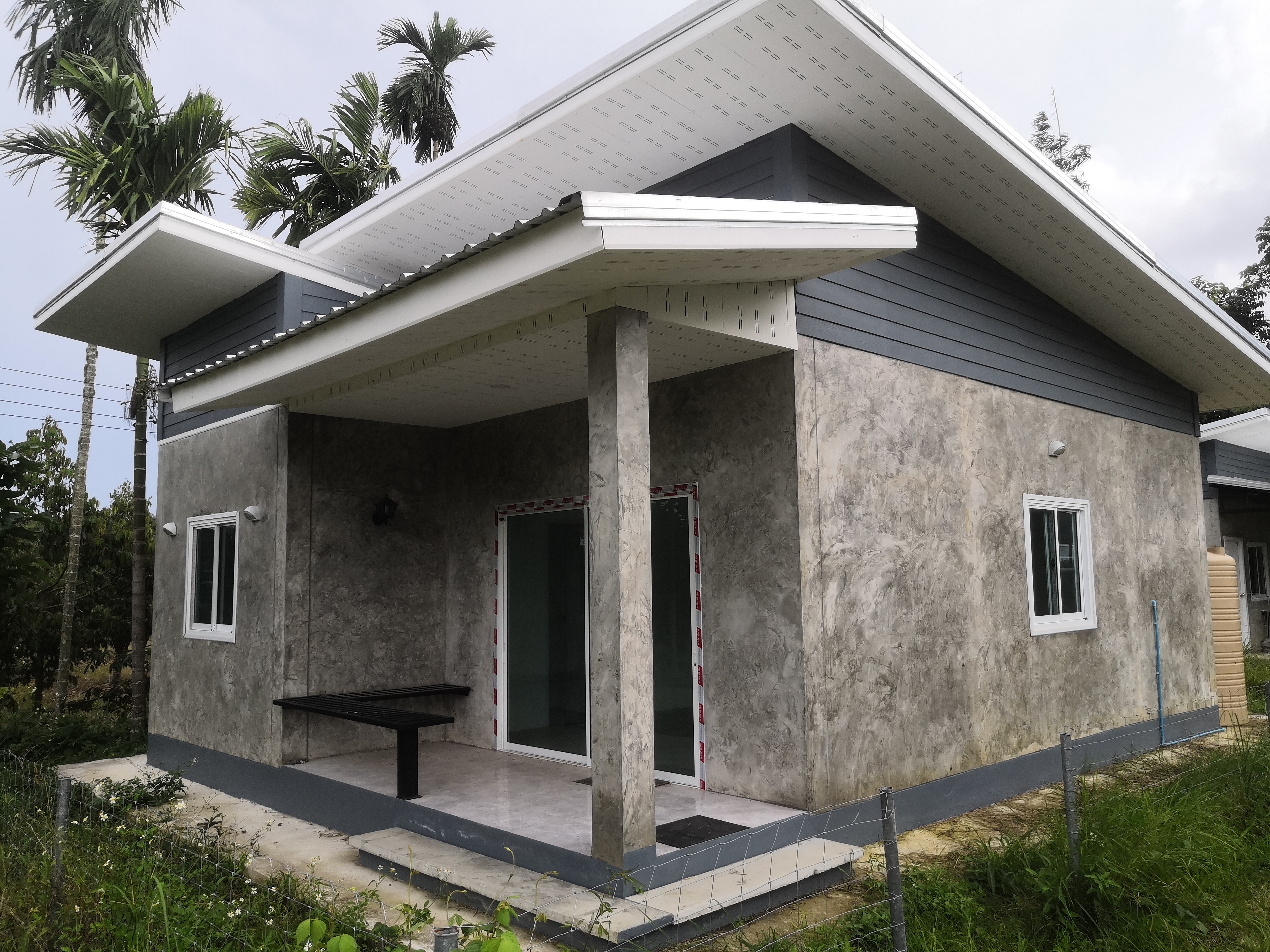 ขายบ้านสวนบรรยากาศรีสอร์ท ใกล้ทะเล แหล่งท่องเที่ยวท่ามกลางธรรมชาติและขุนเขา…พร้อมเข้าอยู่ !!