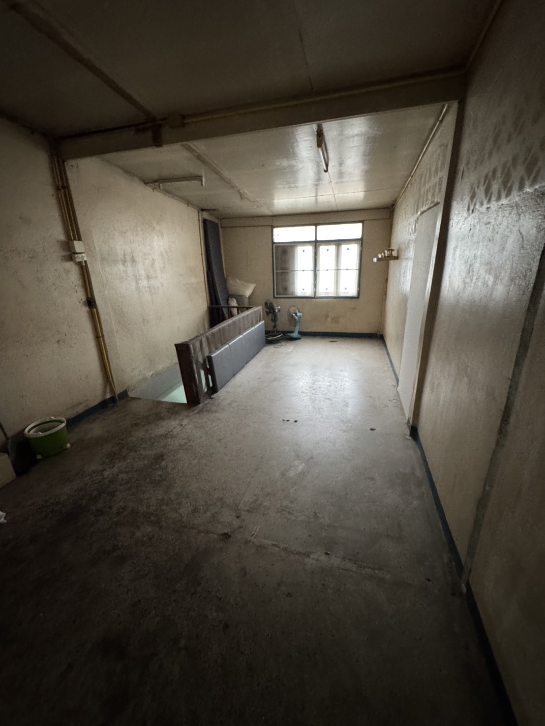 เซ้งร้านบรรทัดทอง ใกล้ป้านีกุ้งแช่ , บ้านกุ๊กไก่ , haab , เป็ดย่างบรรทัดทอง #บรรทัดทอง 