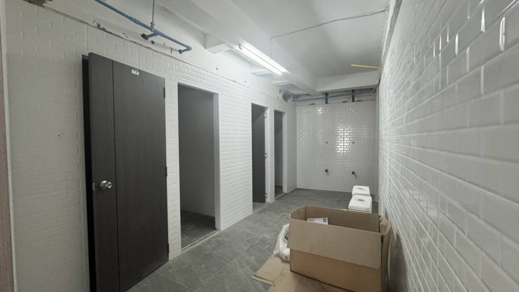 Prime 5-Storey Commercial Building on Sukhumvit–Bang Na | Opposite Bangkok Mall