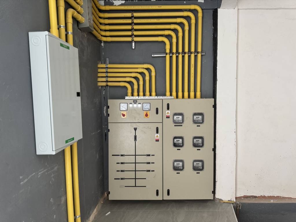 Prime 5-Storey Commercial Building on Sukhumvit–Bang Na | Opposite Bangkok Mall