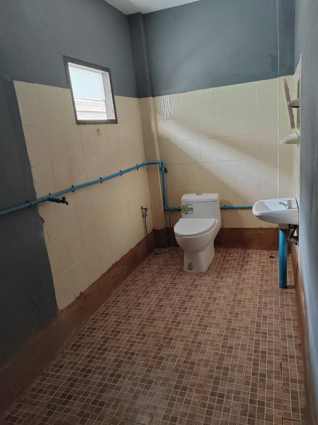 ขายอาคารพาณิชย์ 2 ชั้น 2 ล็อกคู่​ ทำเลทอง ติดตลาด อำเภอวชิรบารมี​ จังหวัดพิจิตร​