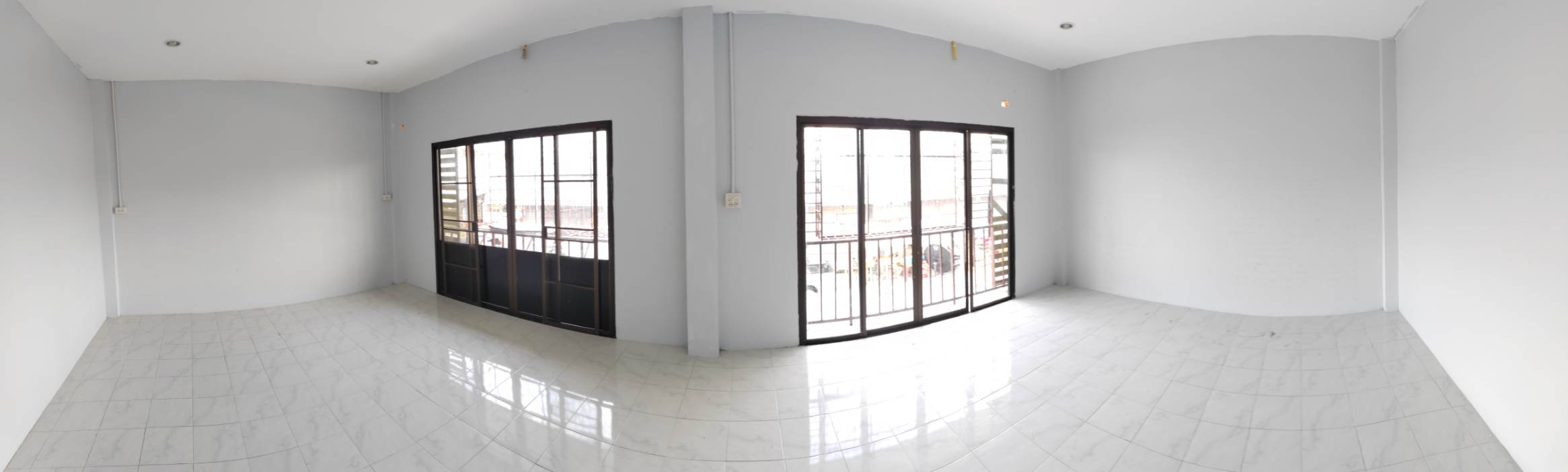 ขายอาคารพาณิชย์ 2 ชั้น 2 ล็อกคู่​ ทำเลทอง ติดตลาด อำเภอวชิรบารมี​ จังหวัดพิจิตร​