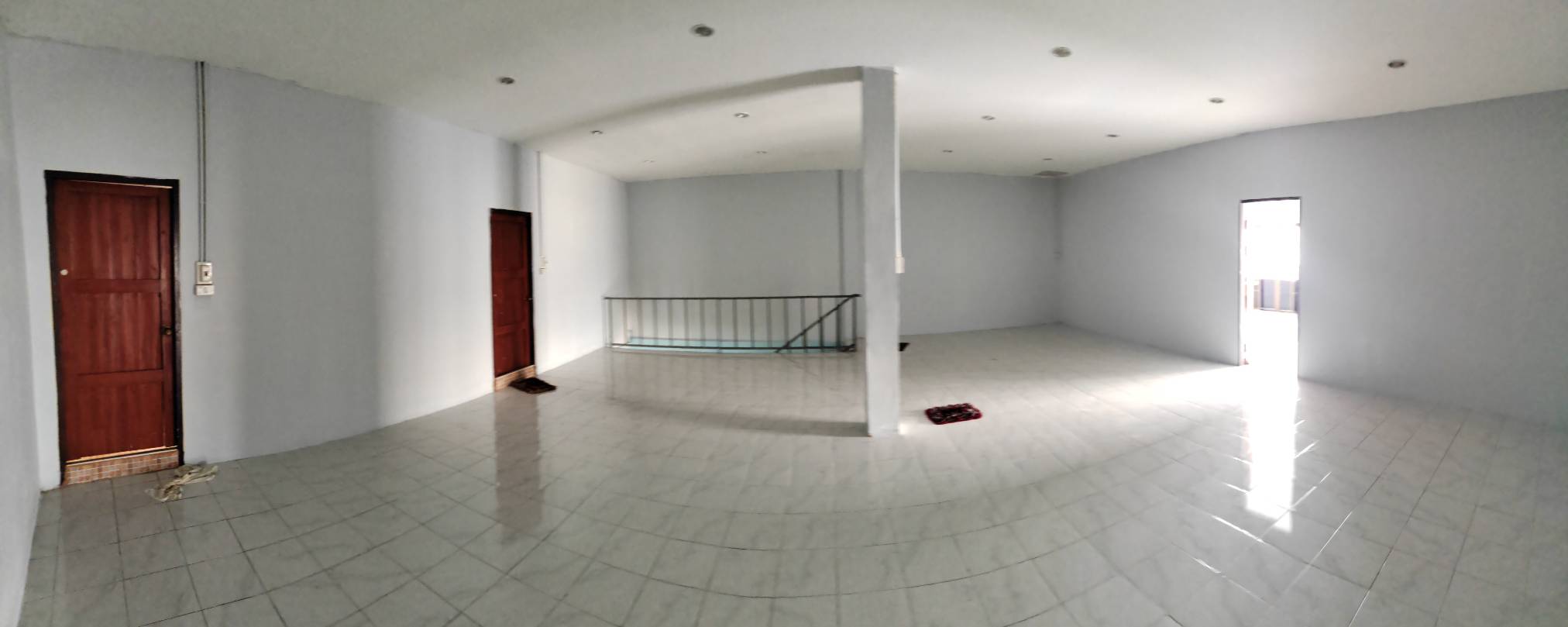 ขายอาคารพาณิชย์ 2 ชั้น 2 ล็อกคู่​ ทำเลทอง ติดตลาด อำเภอวชิรบารมี​ จังหวัดพิจิตร​