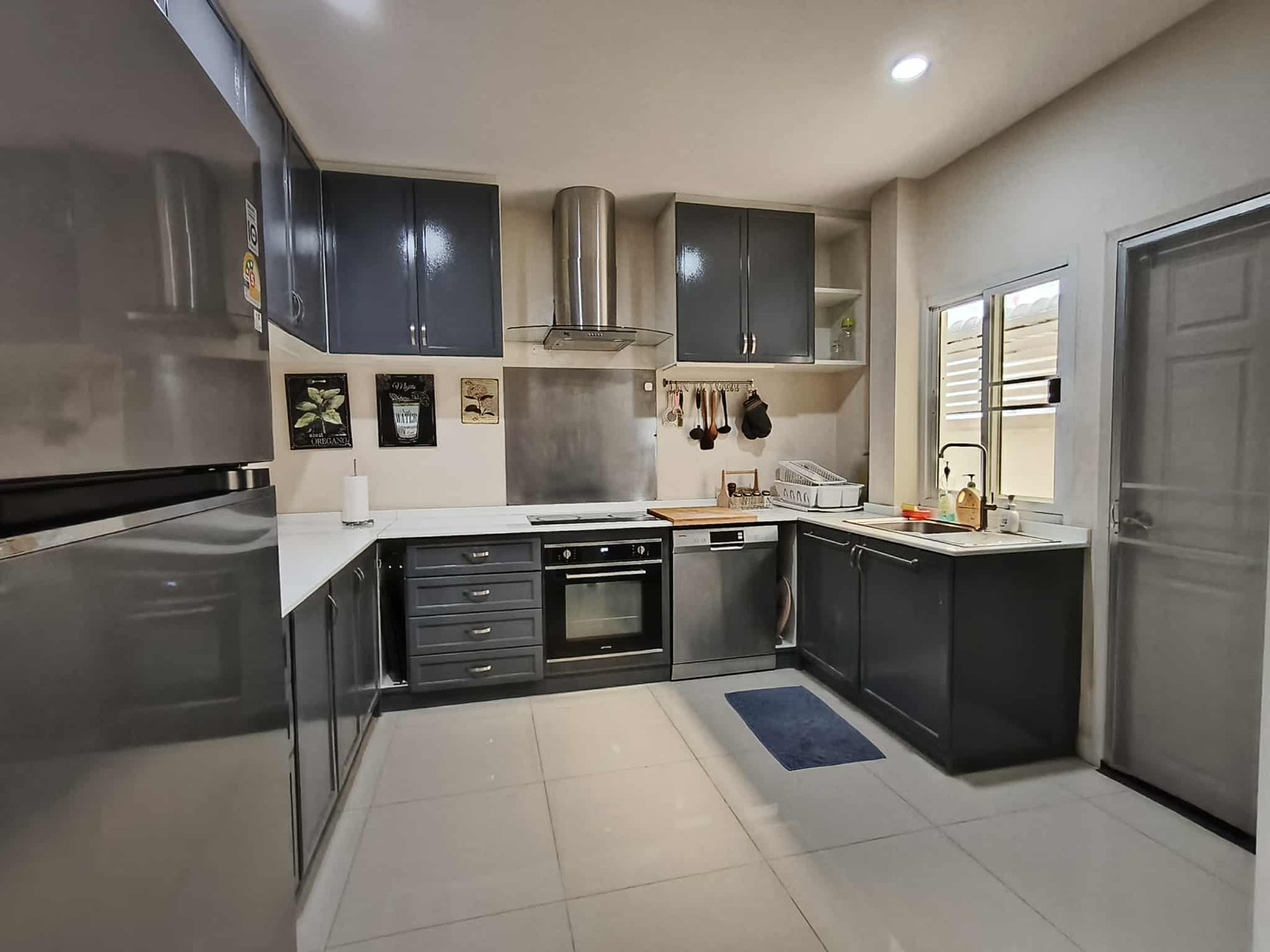 ขายบ้านเดี่ยว 2 ชั้น  หมู่บ้าน โคโค่ พาร์ค  บางละมุง ติดถนนสุขุมวิท จ.ชลบุรี