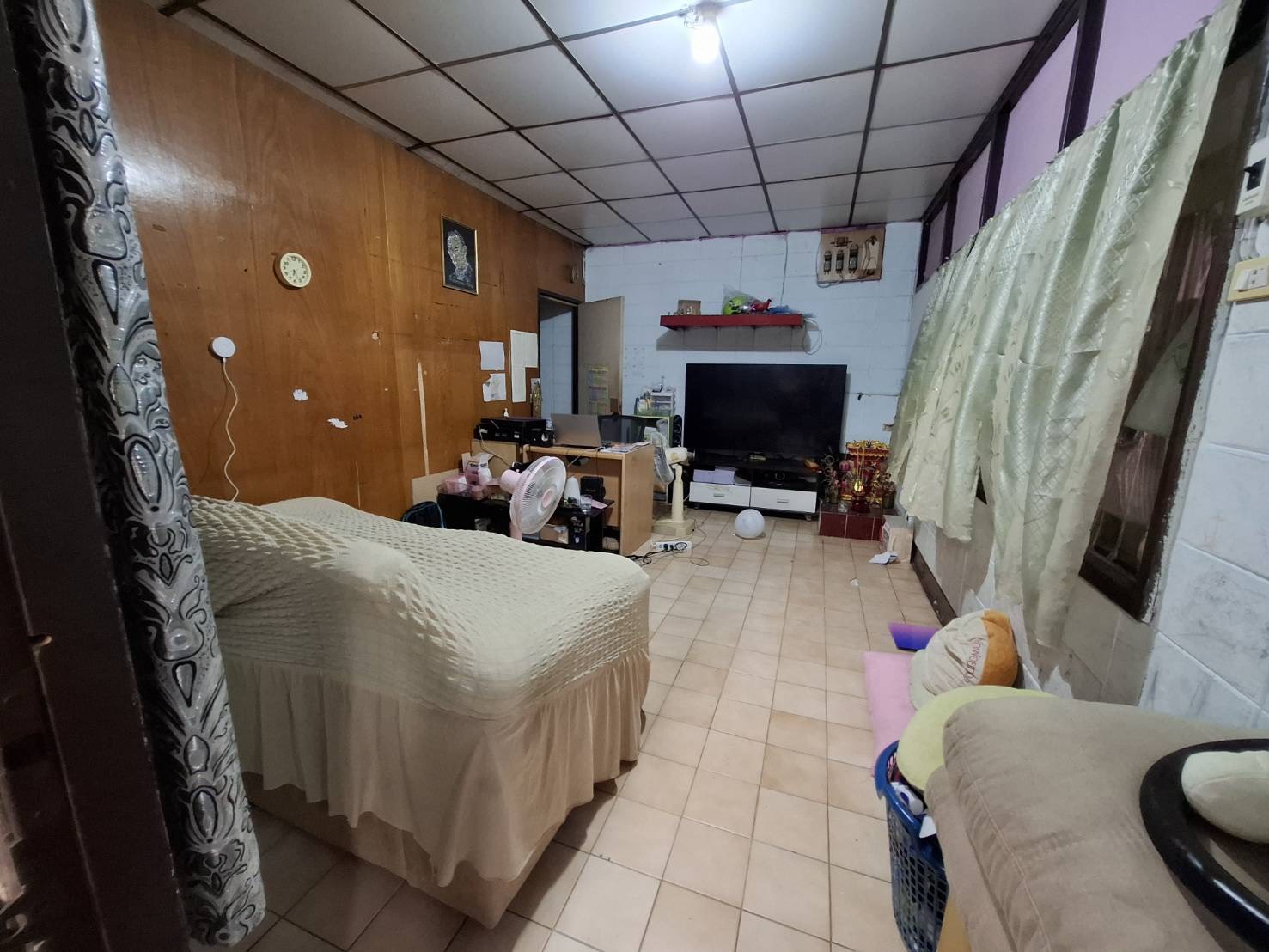 ขายบ้านแฝด หมู่บ้านนักกีฬา กรุงเทพกรีฑา (ขายพร้อมผู้เช่า) – ทำเลดีมาก ใจกลางสะพานสูง