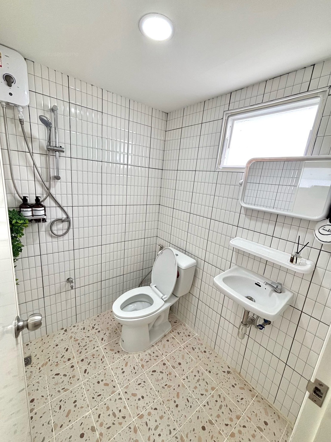 ขายคอนโด พรหมพิมาน รีโนทเวทใหม่ สไตล์มินิมอล เขตบางกะปิ จังหวัดกรุงเทพมหานคร