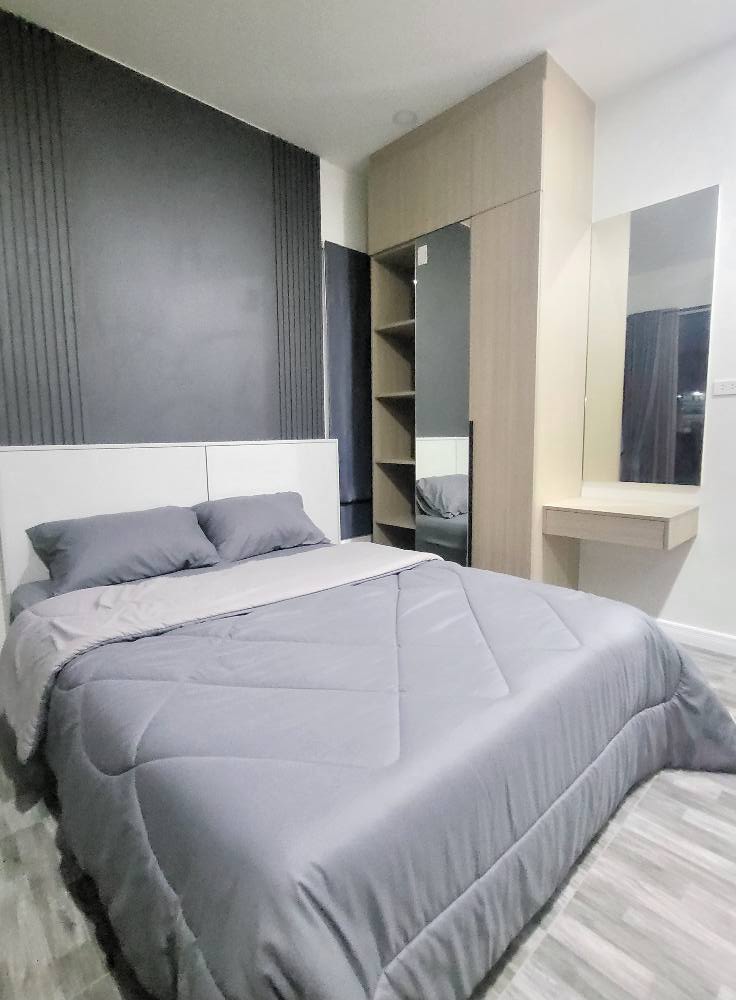 แถมเฟอร์นิเจอร์เต็มบ้าน New Home ใกล้ถนนใหญ่เพียง 700 เมตร หมู่บ้านร่มเย็น ต.ท่าทราย อ.เมืองสมุทรสาคร