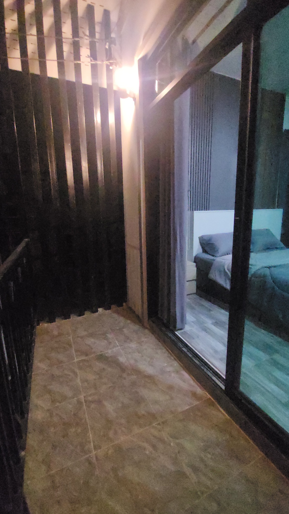 แถมเฟอร์นิเจอร์เต็มบ้าน New Home ใกล้ถนนใหญ่เพียง 700 เมตร หมู่บ้านร่มเย็น ต.ท่าทราย อ.เมืองสมุทรสาคร