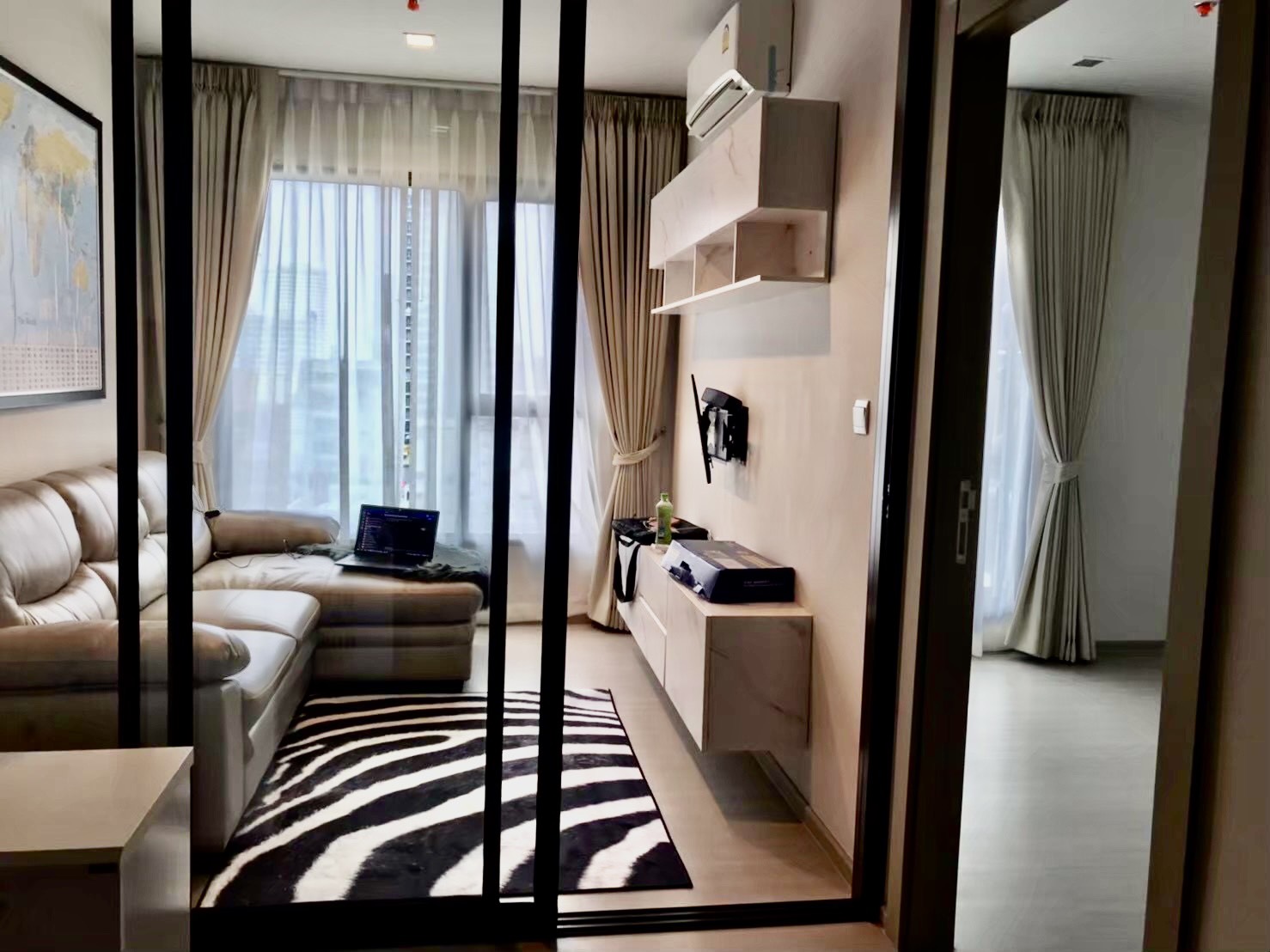 ขายคอนโด ไลฟ์ อโศก พระราม9 เขตราชเทวี จังหวัดกรุงเทพมหานคร