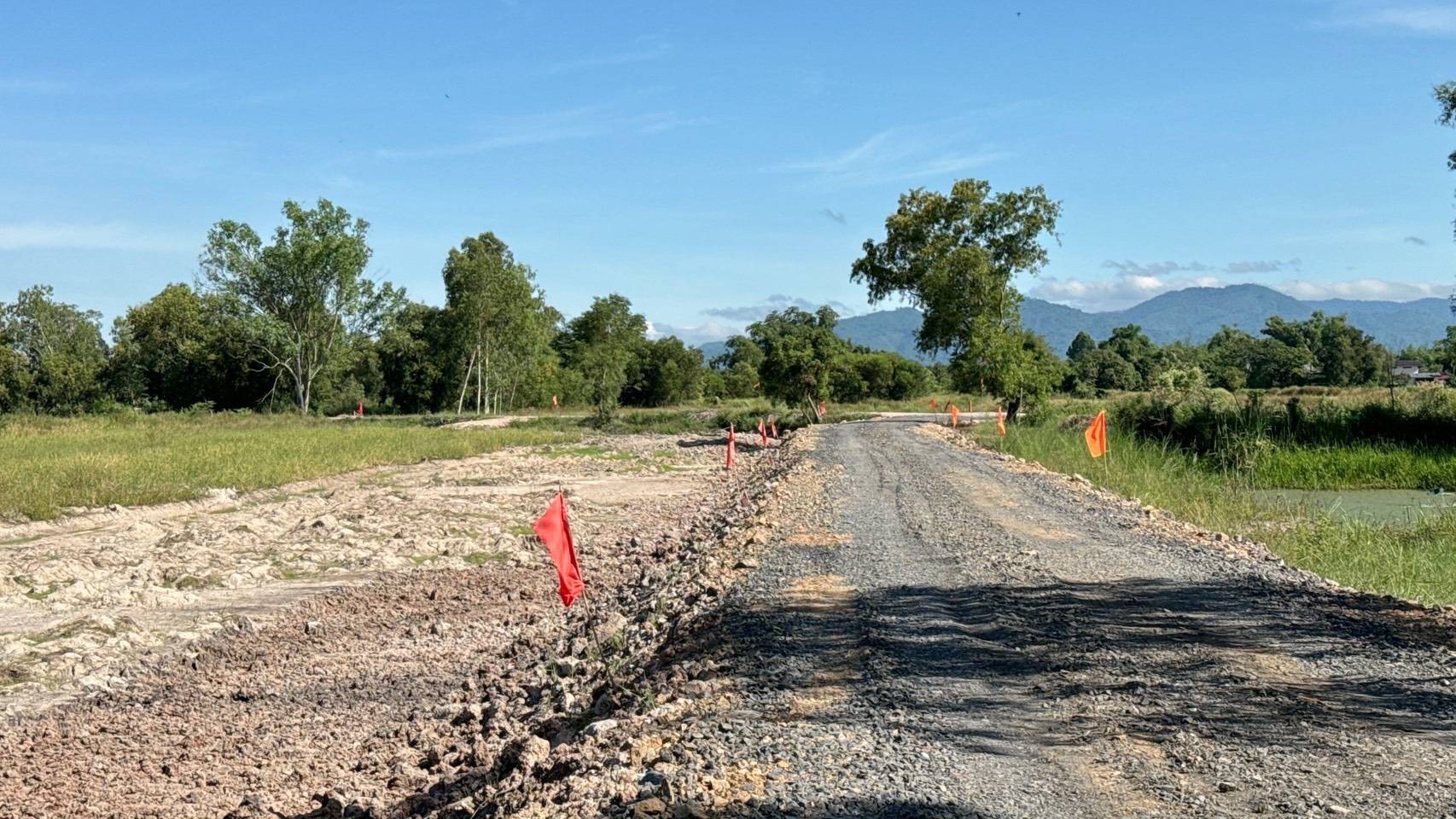 ขายที่ดิน ทำเลดี บรรยากาศดี วิวภูเขา-ทุ่งนา อ.บ้านนา จ.นครนายก