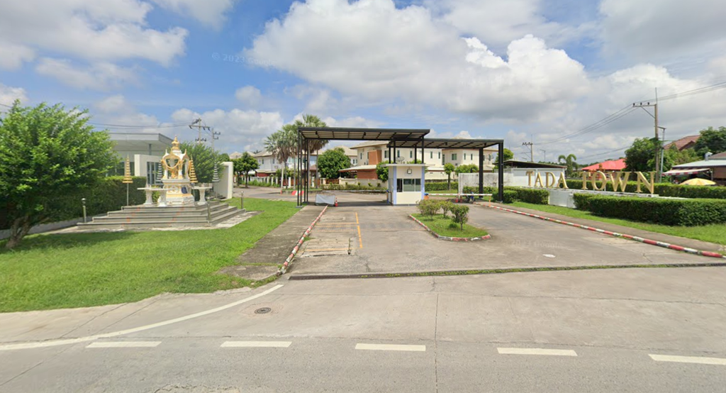 ขายบ้านเดี่ยว 2 ชั้น หมู่บ้านธาดาทาวน์ ศรีราชา จ.ชลบุรี