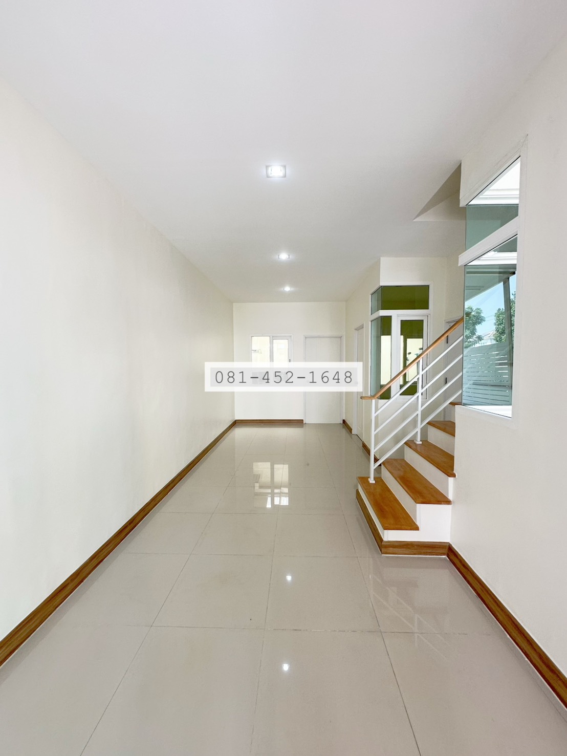 ขายทาวน์โฮม 2 ชั้น สไตล์อังกฤษ โครงการโกลเด้น ทาวน์ เฉลิมพระเกียรติ-สวนหลวง ทำเลทองเดินทางสะดวกสบาย 