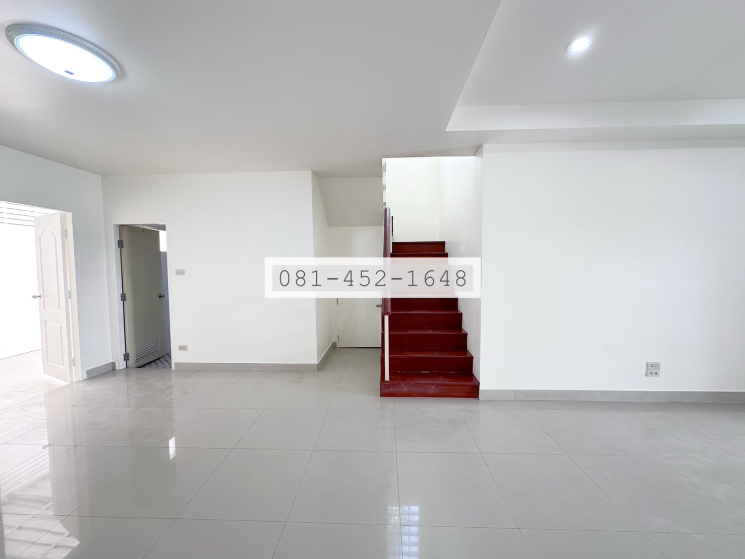 ขายทาวน์โฮม 2 ชั้น แปลงมุม โครงการหมู่บ้านสวนหลวงวิลล์ 6 (Suan Luang Ville 6) ทำเลทอง ใกล้แหล่งอำนวยความสะดวกครบครัน 