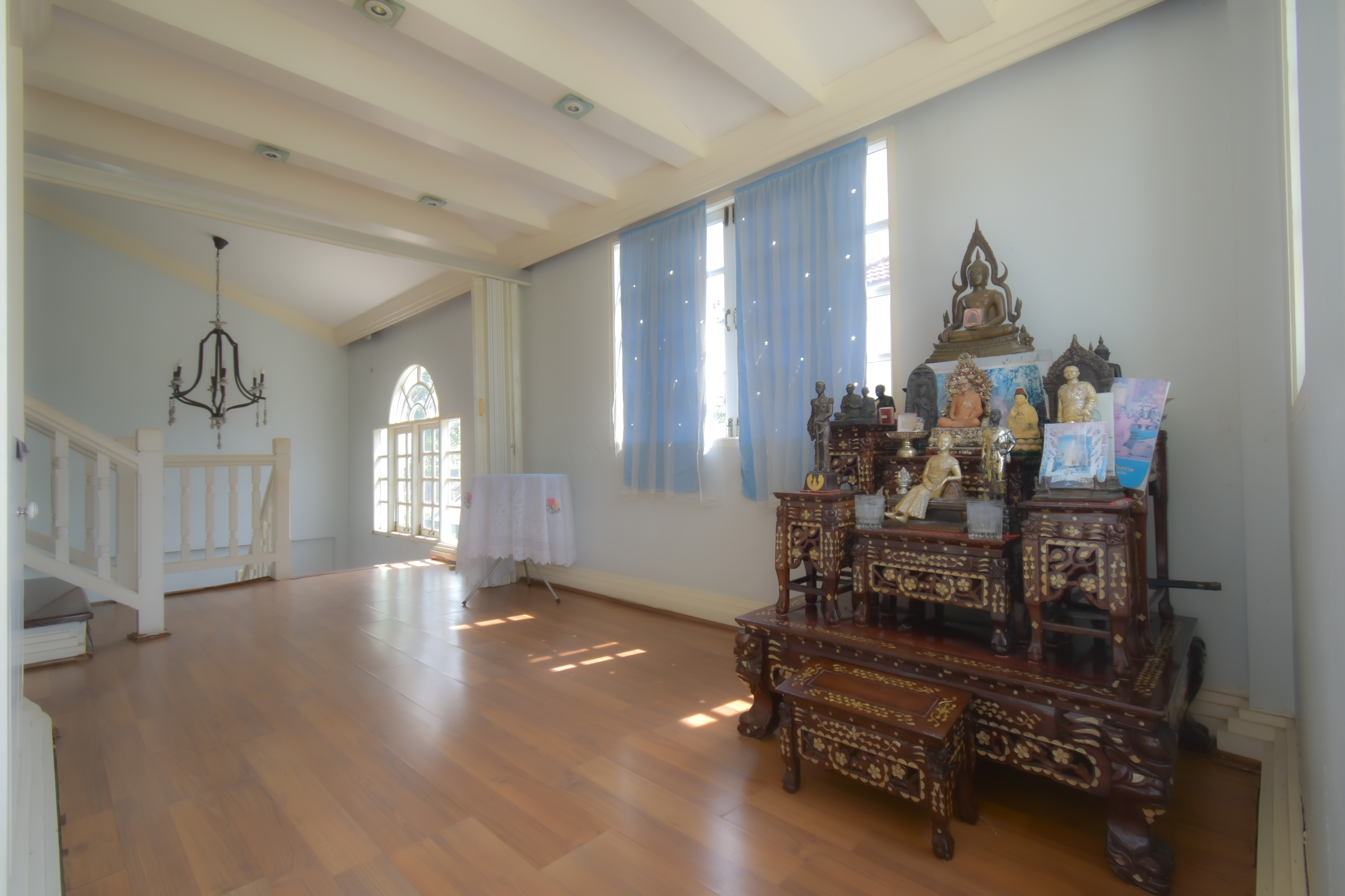 ขายบ้านเดี่ยว 2 ชั้น หลังใหญ่ โครงการมัณฑนา รามอินทรา (Land & Houses) ซอยคู้บอน 27 แยก 7