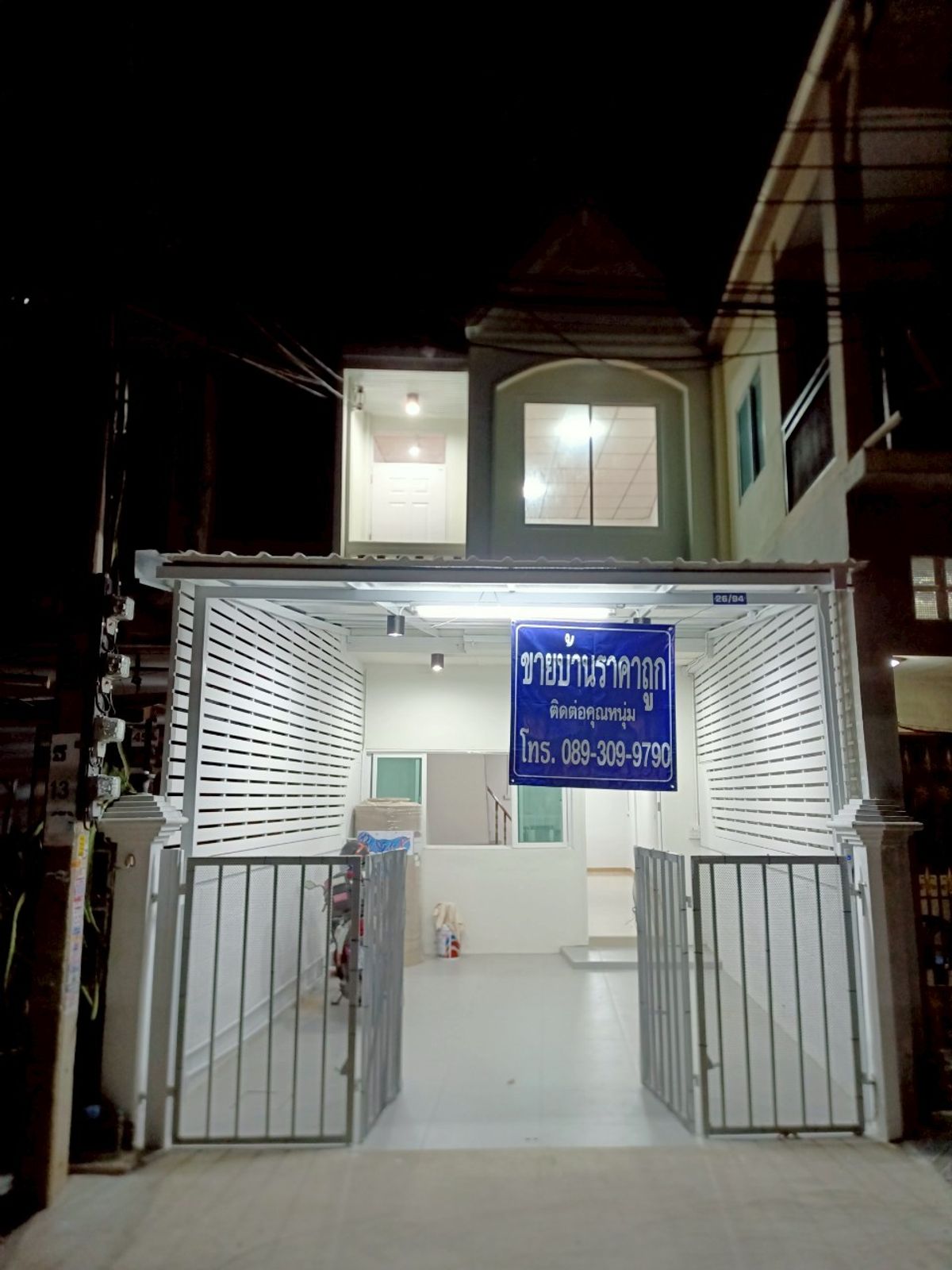 ขายทาวน์เฮ้าส์ 2ชั้น ใกล้โรงเรียนวัดชัยฉิม เพชรเกษม 48 ก เขตภาษีเจริญ จังหวัดกรุงเทพมหานคร  